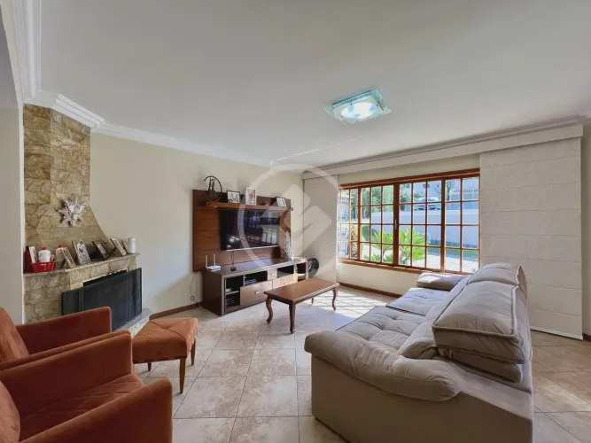 Casa com 4 quartos à venda, 171 m² por R$ 990.000,00 - Cascata do Imbuí - Teresópolis/RJ c