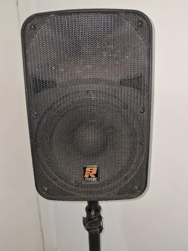 Caixa Staner Sr-110A  Bluetooth Preto 100v/240v - Com Pedestal