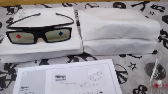 Oculos 3D Samsung, tenho 5u, ainda na caixa, bom estado.