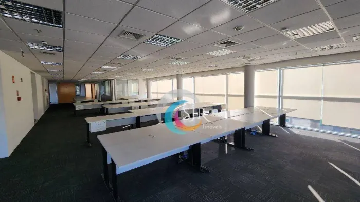 Conjunto para alugar, 735 m² - Vila Olímpia - São Paulo/SP