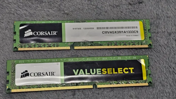 8GB (2x 4GB) DDR3 Corsair value select 1333mhz
