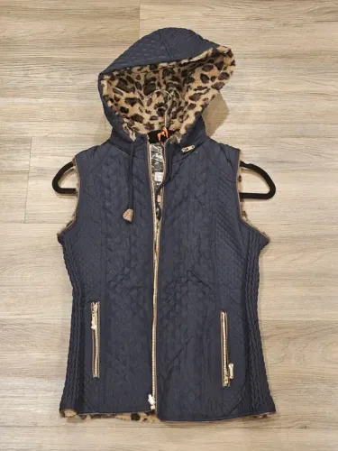 Colete e blusas P/M a partir de R$ 40,00 - leia a descrição