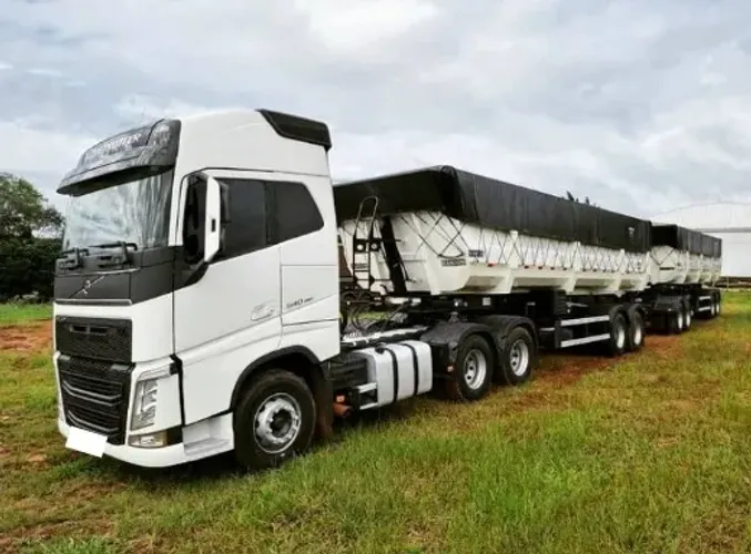VOLVO FH 540 6x4 - Ano 2021/21