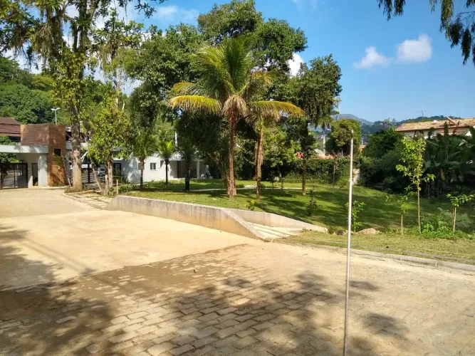 Terrenos em Condomínio- Pendotiba