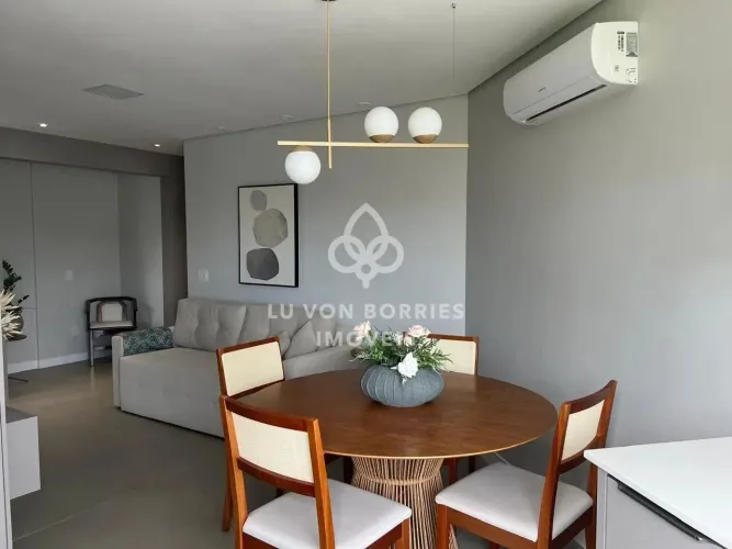 Apartamento à venda no bairro Jurerê - Florianópolis/SC