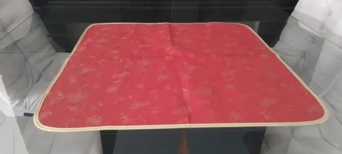 Karsten antiga toalha de mesa