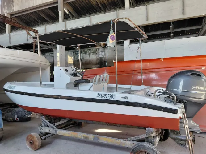 Lancha pesca e mergulho