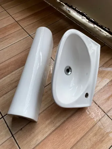 Pia De Banheiro Com Coluna