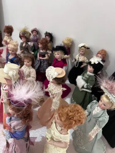 Bonecas de porcelana. (Lote)