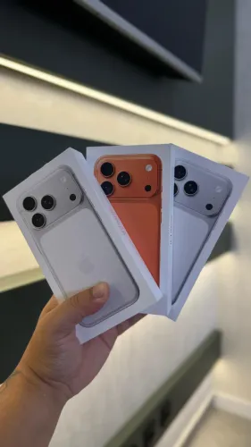 iPhone 17 Pro 256gb Silver/Laranja - Até 12x sem juros, Loja Física