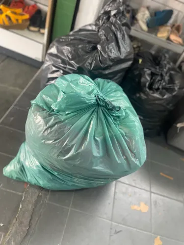 Sacos De Roupas Cada Um