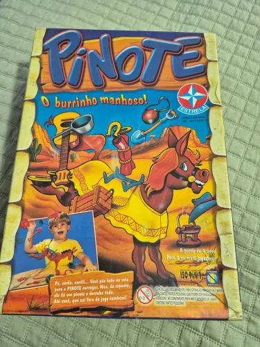 Brinquedo antigo Pinote da estrela na caixa