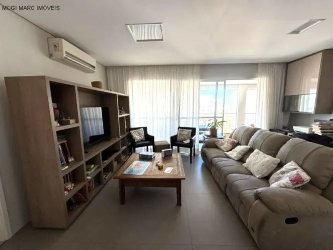 Imperdível: Apartamento na Vila Oliveira, Mogi das Cruzes-SP - 4 Quartos, 2 Suítes, Sala a