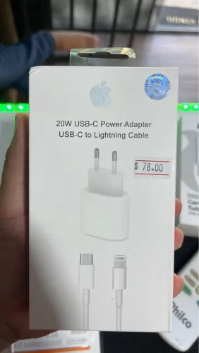 Carregador Apple 20W USB-C com Cabo Lightning 