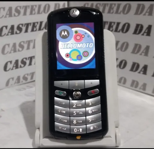 Motorola rokr e1 e398 RELIQUIA TREME TUDO celular antigo 2004