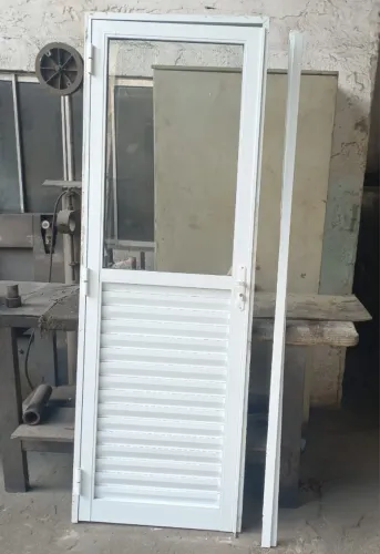 Porta De Alumínio Branco 74 X 35 X 2.14 Mts / -- 01086 Nc Branco