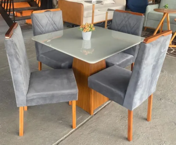 Mesa de Jantar 4 Cadeiras laranjeiras