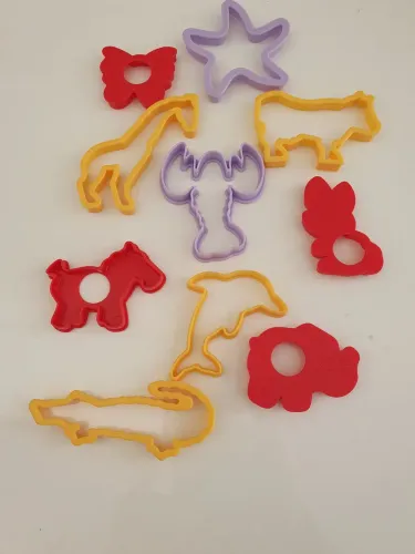 Cortadores  divertidos em formato de animais play doh