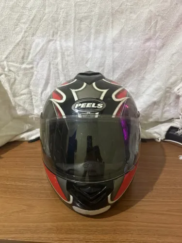 Capacete