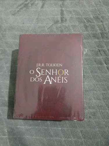 Livro J. R. R. Tolkien - Trilogia O Senhor dos Anéis
