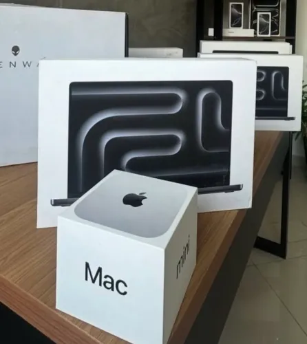 Macbook Pro 14INCH M5 24GB - 1TB SSD