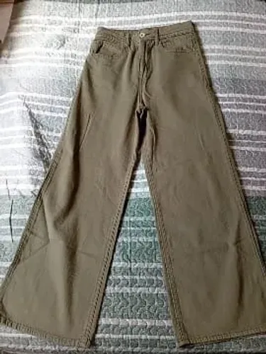 Calça Wide Leg Cropped de Sarja verde escuro perfeito estado