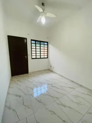 R22 - EXCELENTE CASA A VENDA EM MASSARANDUBA
