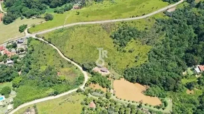 Terreno à Venda - 6,3 Hectares - Com área de preservação e lago - Bairro Caxambu - Jundiaí
