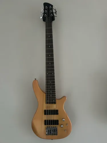 Baixo Michael 6 cordas com pre Sonorus