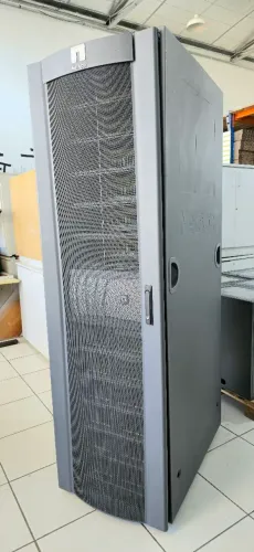 SOLUÇÃO STORAGE NETAPP CONTROLADOR FAS3160 GABINETE DE RACK SERVIDOR NAC-0501 ÓTIMO ESTADO