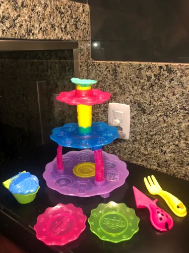 Torre de cupcake Play-Doh