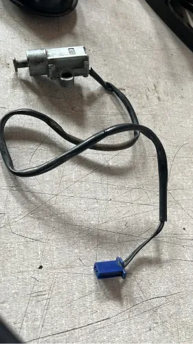 Sensor descanso Yamaha xt660