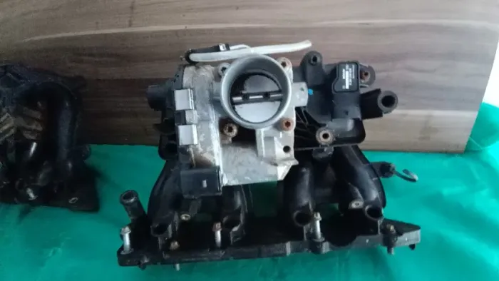 Coletor de admissão do Corsa, Montana, Meriva,prisma ,todos gm 1.4 com Tbi e bicos de inje