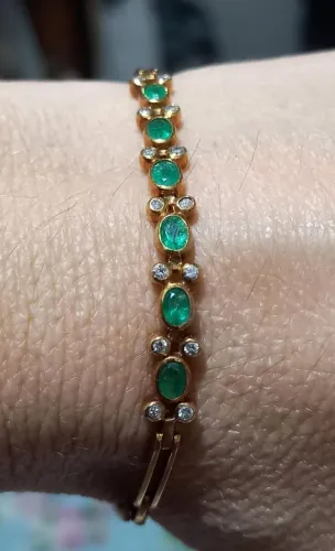 Pulseira em Ouro 18k Esmeraldas e Brilhantes. Você merece! Aceito proposta relevante 