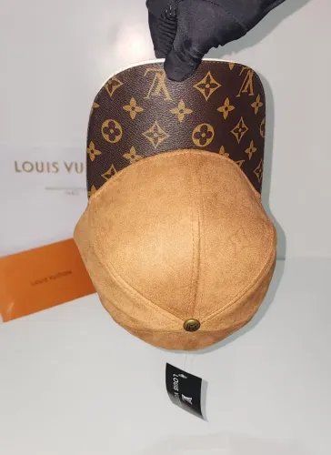 Boné Louis Vuitton Monogram ,trouxe dos Estados Unidos 