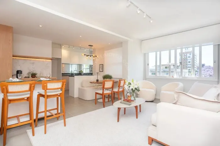 Apartamento mobiliado para alugar no Mont Serrat com 2 quartos