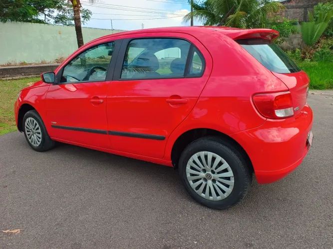 Volkswagen Gol (novo) 1.0 MI Total Flex 8V 4P 2012