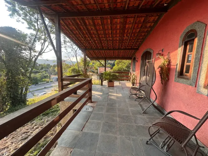 Área de terreno com 3.500m2 na Estrada do Mato Alto Comercial e Sítio