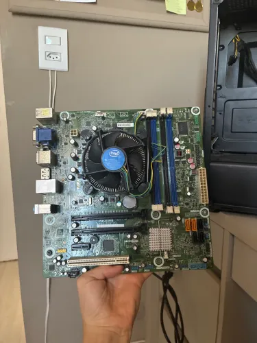 Placa mãe POS-PIQ77CL