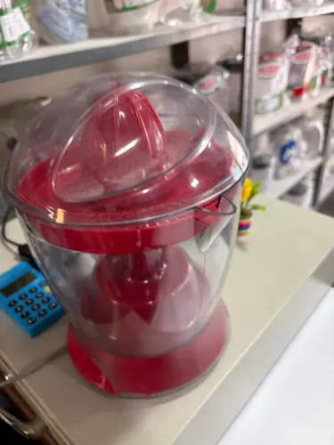 Espremedor Britânia vermelho