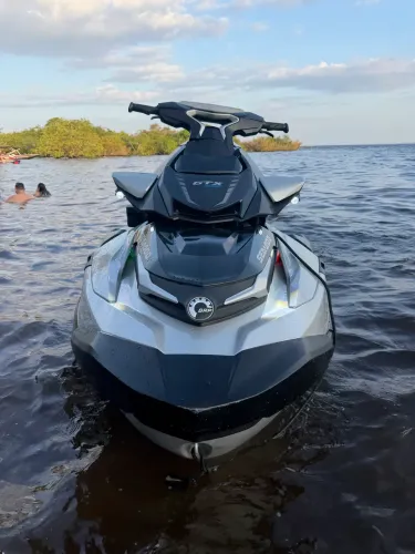 Jetski jet ski 300