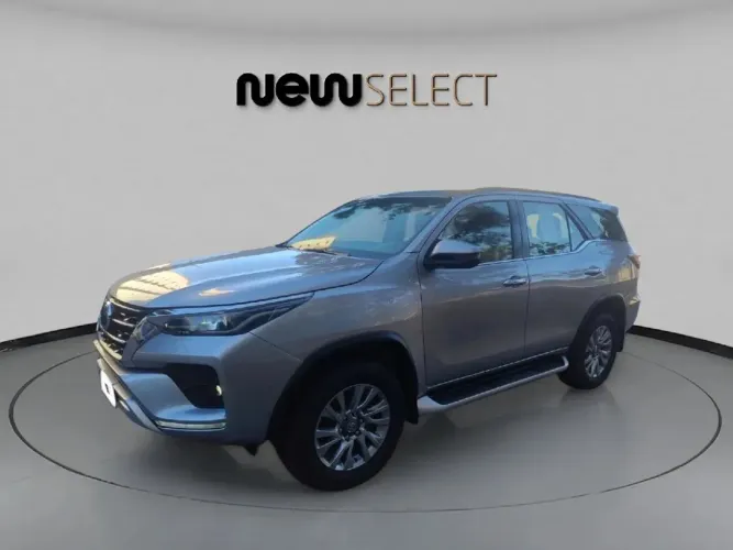 Toyota Hilux SW4 SRX 4X4 2.8 TDI 16V Dies. Aut. 2022