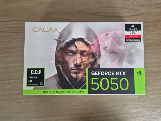 RTX 5050 8GB Galax 1-Click OC White - Pouco Usada
