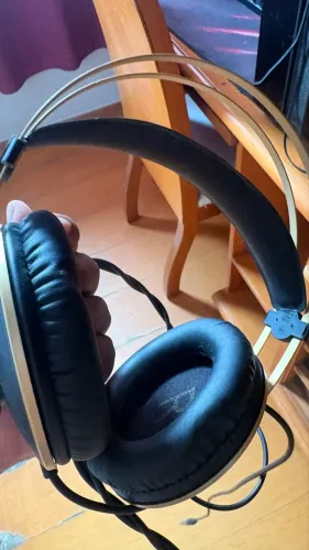 FONE AKG K92 NOVO