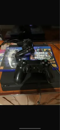 VENDO PS4 SLIM 1 TERÁ + GTA 5 FÍSICO + UNCHARTED 4 FÍSICO