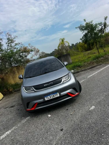 BYD Dolphin EV (Elétrico) 2025