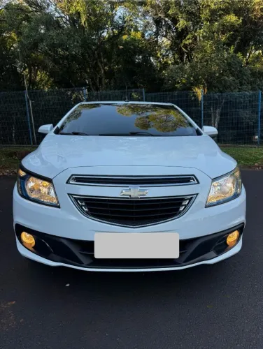 Chevrolet Onix Hatch LTZ 1.4 8V Flex Power Mec. 4P 2014