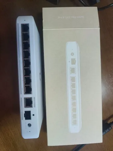 Switch Unifi flex 2.5gbit PoE++ com fonte 189w
