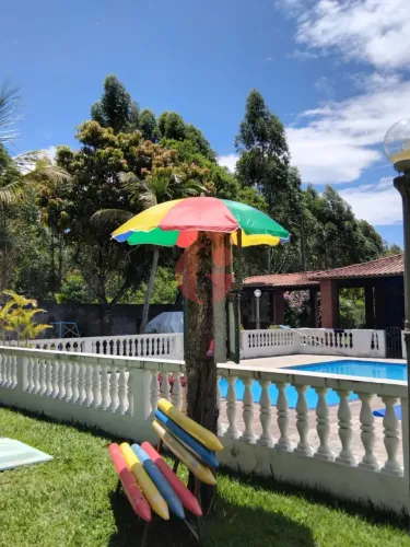 Sítio à venda com 3 quartos e 8 vagas de garagem - 22.000m² de área a venda em Biritiba Mi