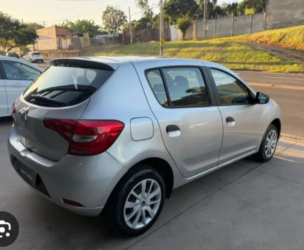 Renault Sandero Zen Flex 1.0 12V 5P Mec. 2021